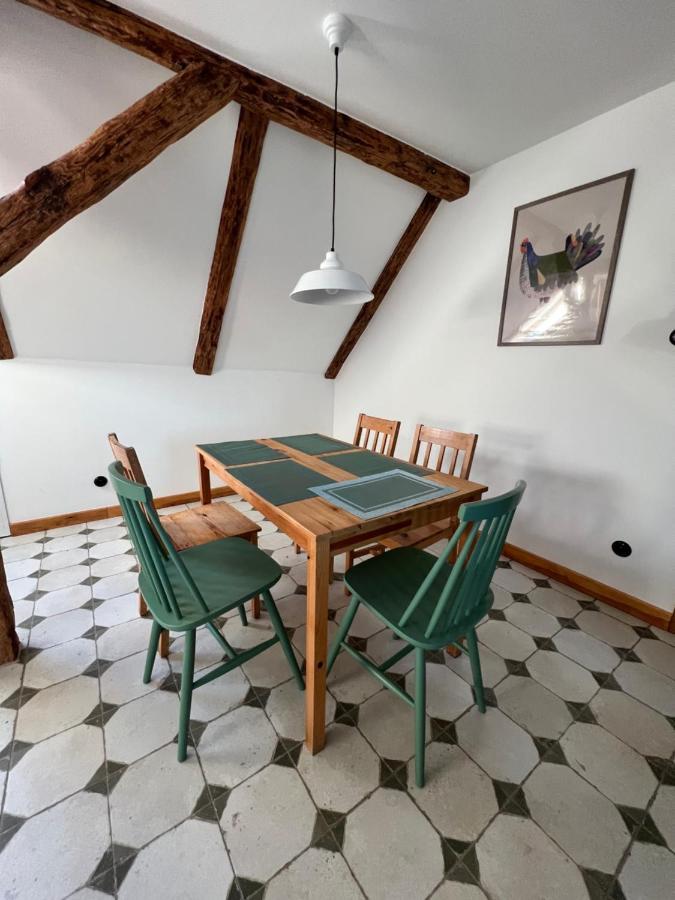 Spokojny Zaulek Ulinia Exterior foto